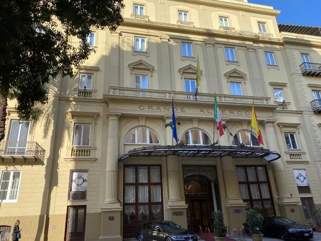 Lively Apartment In Palermo City Center İtalya